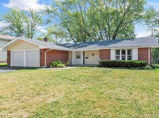 1325 Blair Ln, Hoffman Estates, IL 60169