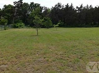 1602 W Pleasant Run Rd, Desoto, TX 75115