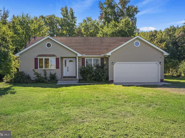 4957 Forrest Ave, Dover, DE 19904