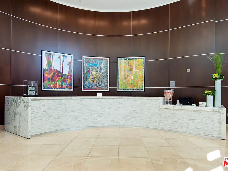 13700 Marina Pointe Dr #1507 — Photo 14