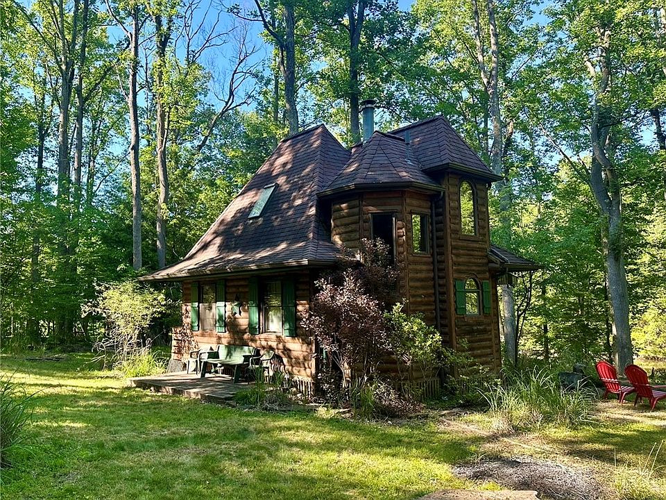 1st image of 34 Laurel Loop Ln