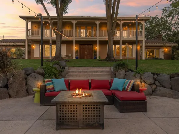 10000 Atlas Rd, Oakdale, CA 95361