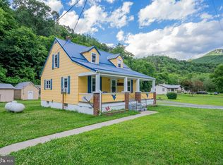 8472 N Fork Hwy, Cabins, WV 26855
