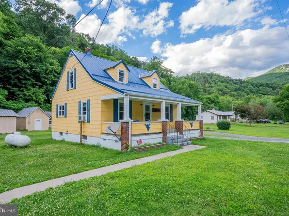 8472 N Fork Hwy, Cabins, WV 26855