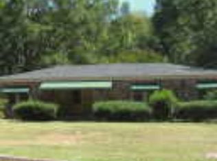 32 Roberts Rd, Newnan, GA 30263