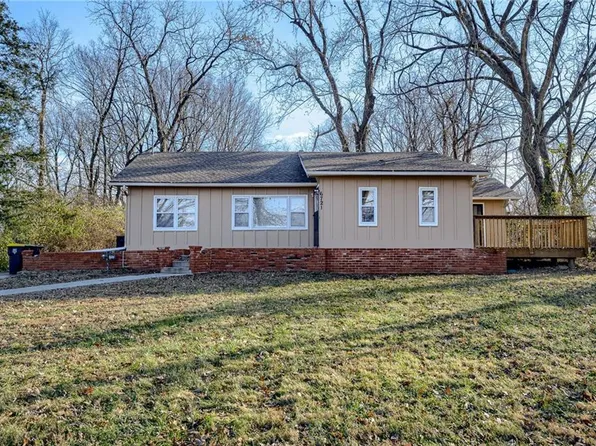 6721 Winchester Ave, Kansas City, MO 64133