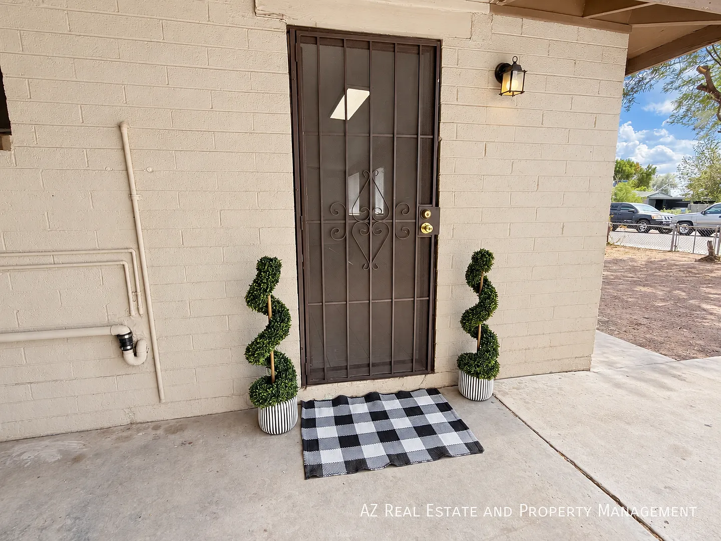 Move-In Ready 3BR/1BA West Valley Home with Spacious Yard & AC — Photo 4
