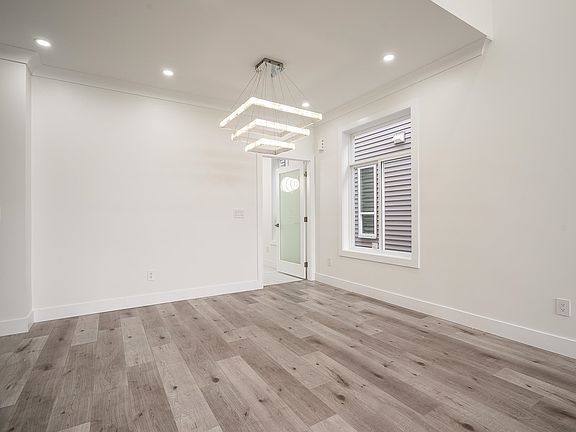 4th image of 355 Johnston St