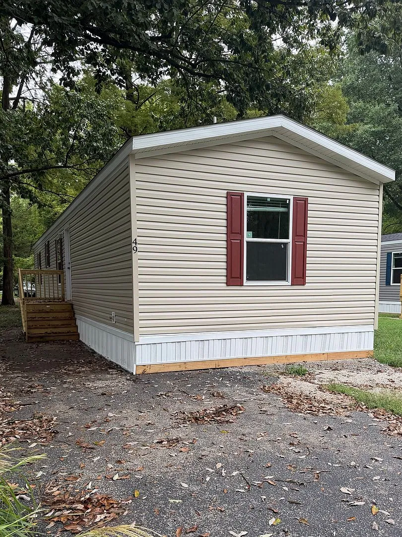 Pine Lawn MHP — Photo 2