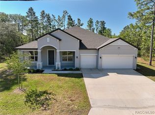 9 Sanders Ct E, Homosassa, FL 34446