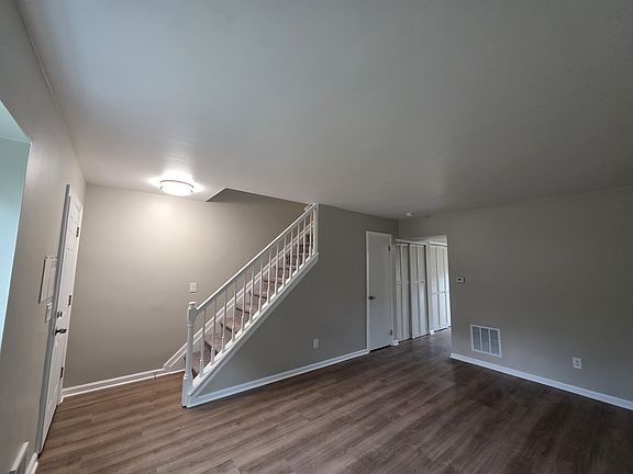 3rd image of 1118 Sawmill Rd #1118