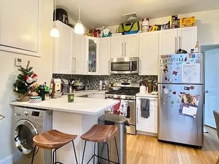 243 Northampton St #4X — Photo 2