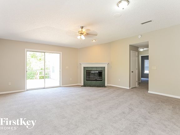 4th image of 10073 Govern Ln