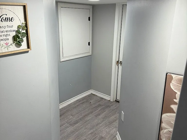 3250 Apricot St #BASEMENT — Photo 6