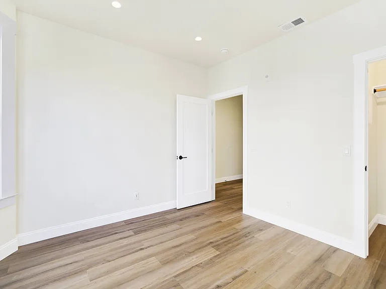 415 Tehama St — Photo 15