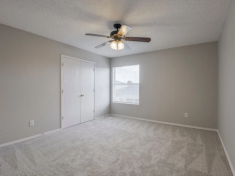 5525 Ventura St — Photo 12