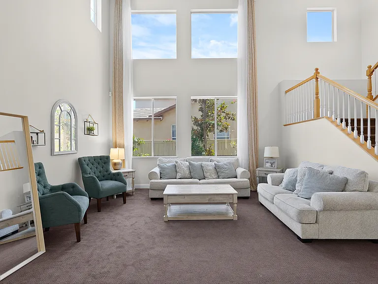 33389 Barrington Dr — Photo 5