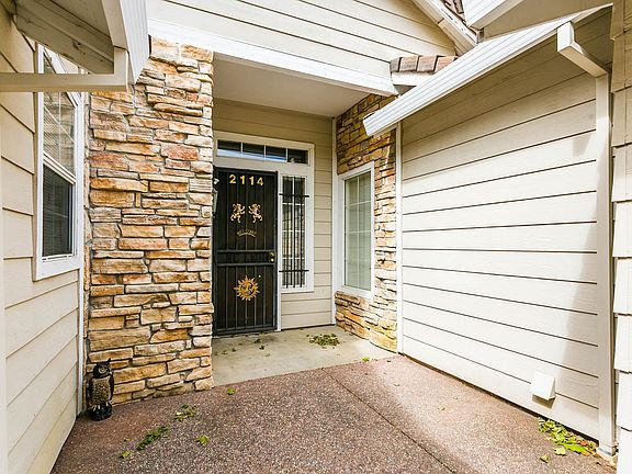 5th image of 2114 Hillridge Dr