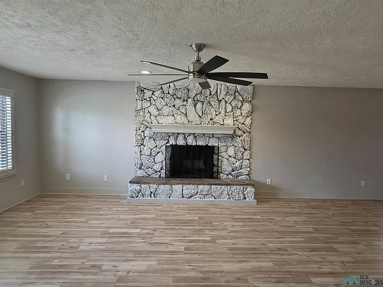 2125 Circlewood Pl — Photo 2