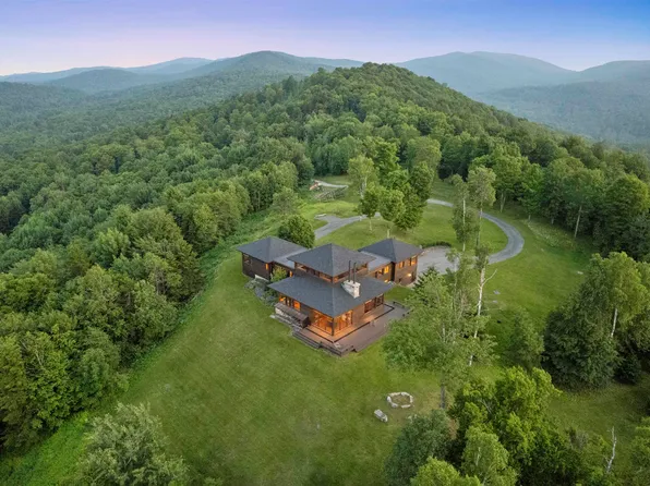287 Bennett Road, Barnard, VT 05031