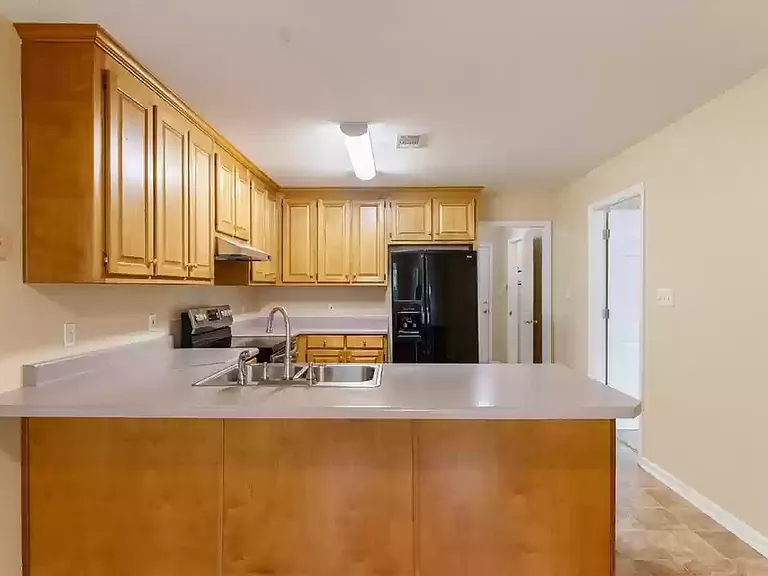 5108 Woodsdale Dr — Photo 12