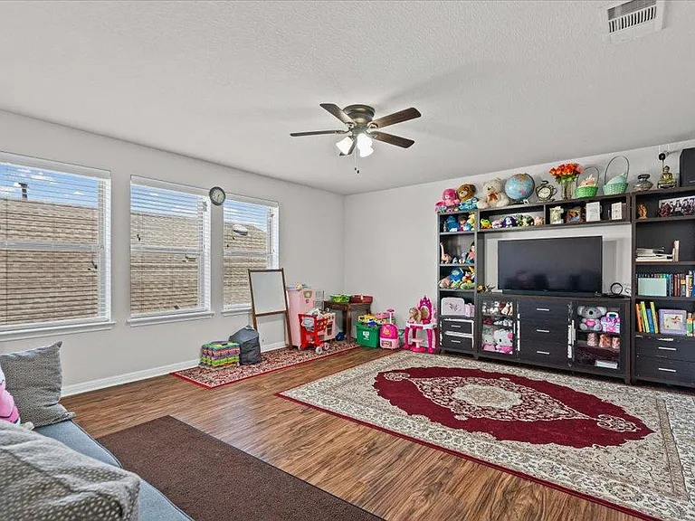 724 Durness Dr #724 — Photo 6