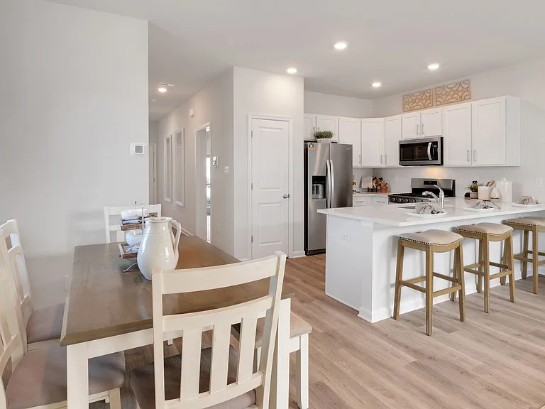 266 Hermosa Dr — Photo 6