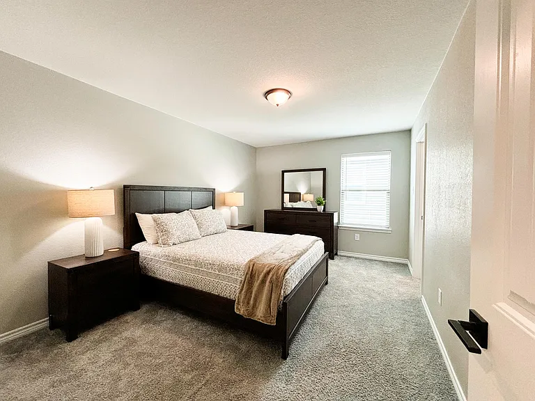 8134 Emmeline Dr — Photo 37