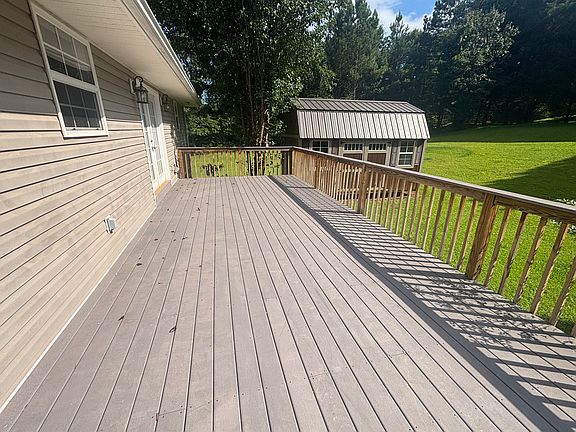 2nd image of 206 Chattan Ct