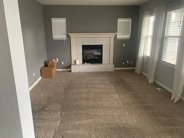 166 S 45th Ave — Photo 4