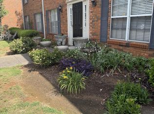 2041 Montreat Pkwy APT D, Vestavia Hills, AL 35216