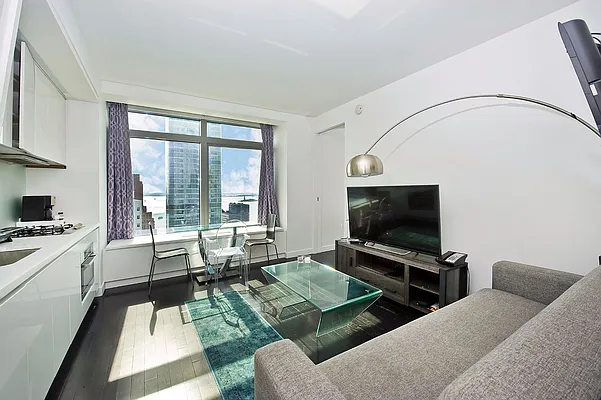 Rented by Compass | media 1