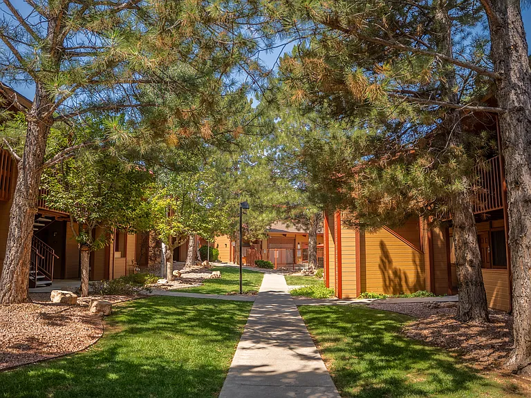 Butterfield Apartments — Photo 6