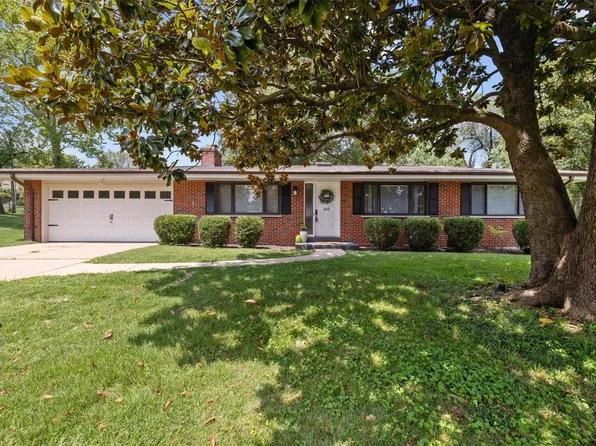 10174 Carolynne Dr, Saint Louis, MO 63128