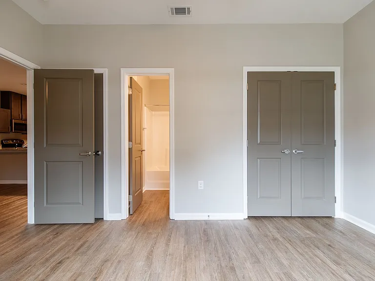 1023 W Gordon St #B3 — Photo 19