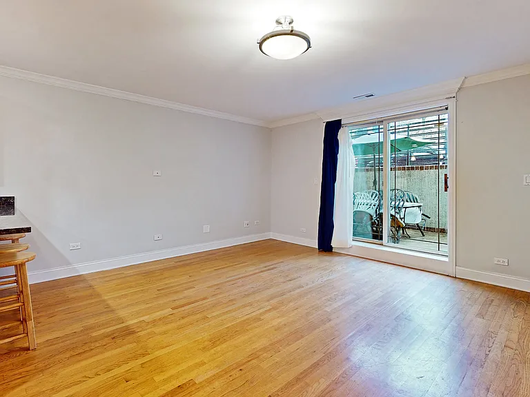 1504 W Augusta Blvd #1 — Photo 10