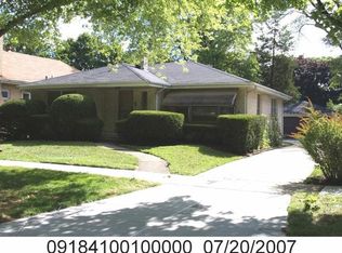 767 S 5th Ave, Des Plaines, IL 60016