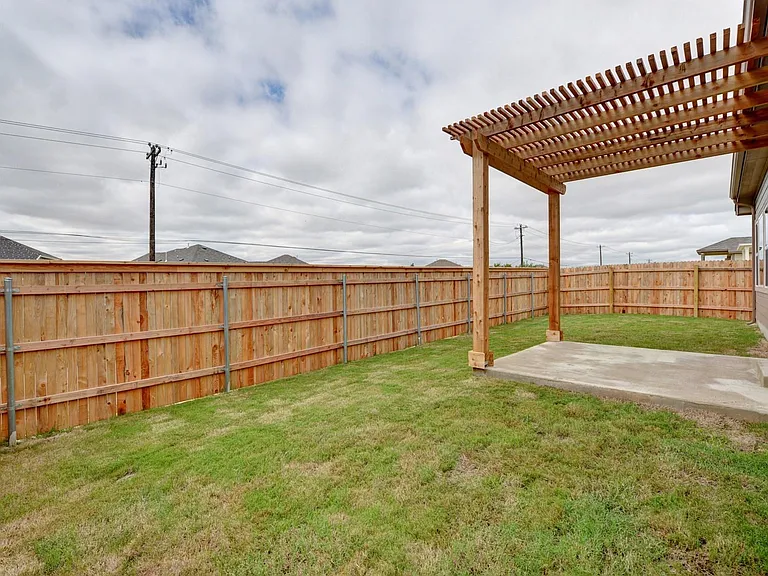 691 Bridgestone Way — Photo 3