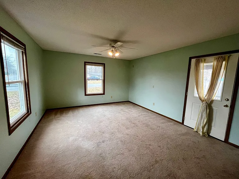 620 Copperfield Dr — Photo 13