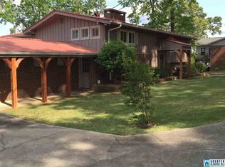 138 Holiday Estates Dr, Cropwell, AL 35054