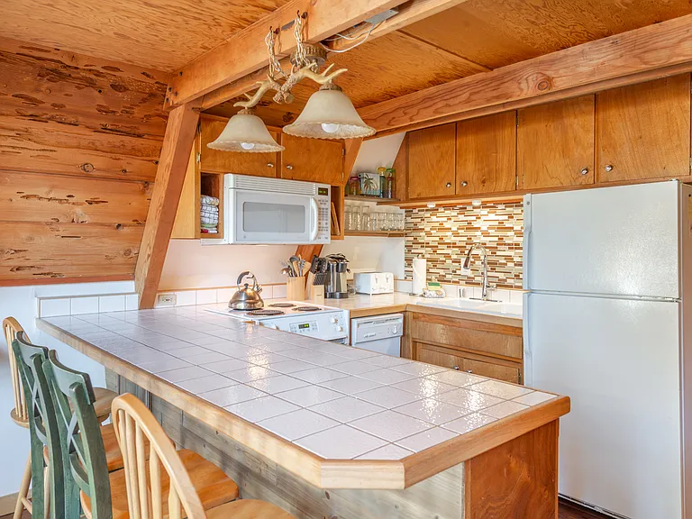 6120 Lark Dr — Photo 7