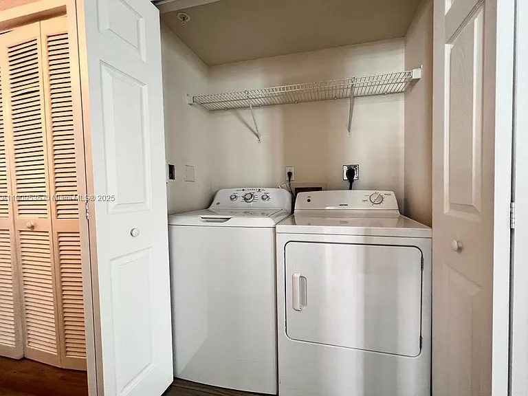 1155 Brickell Bay Dr #16 — Photo 14
