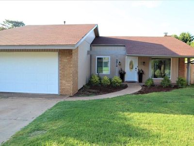 2010 Lantern Ln, Enid, OK, 73703
