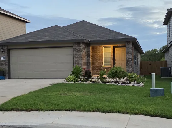 7211 Salado Creek Pkwy, San Antonio, TX 78223