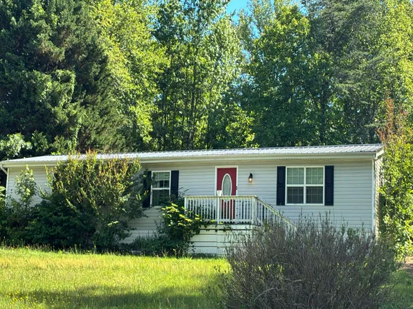 30380 White Dr, Charlotte Hall, MD 20622