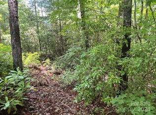 999 Hickory Hollow Rd, Lake Toxaway, NC 28747