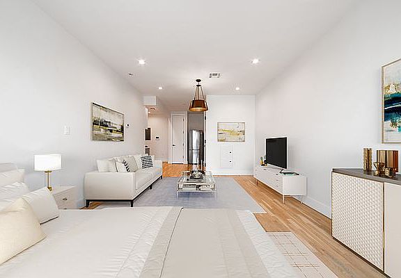 2nd image of 153 Erasmus St #3M