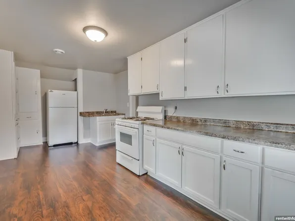 581 Mt. Vernon St, 581 Mount Vernon St #A, Oshkosh, WI 54901