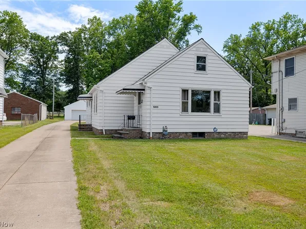 5203 Snow Rd, Parma, OH 44134