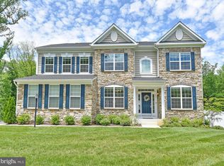 682 Loch Haven Rd, Edgewater, MD 21037